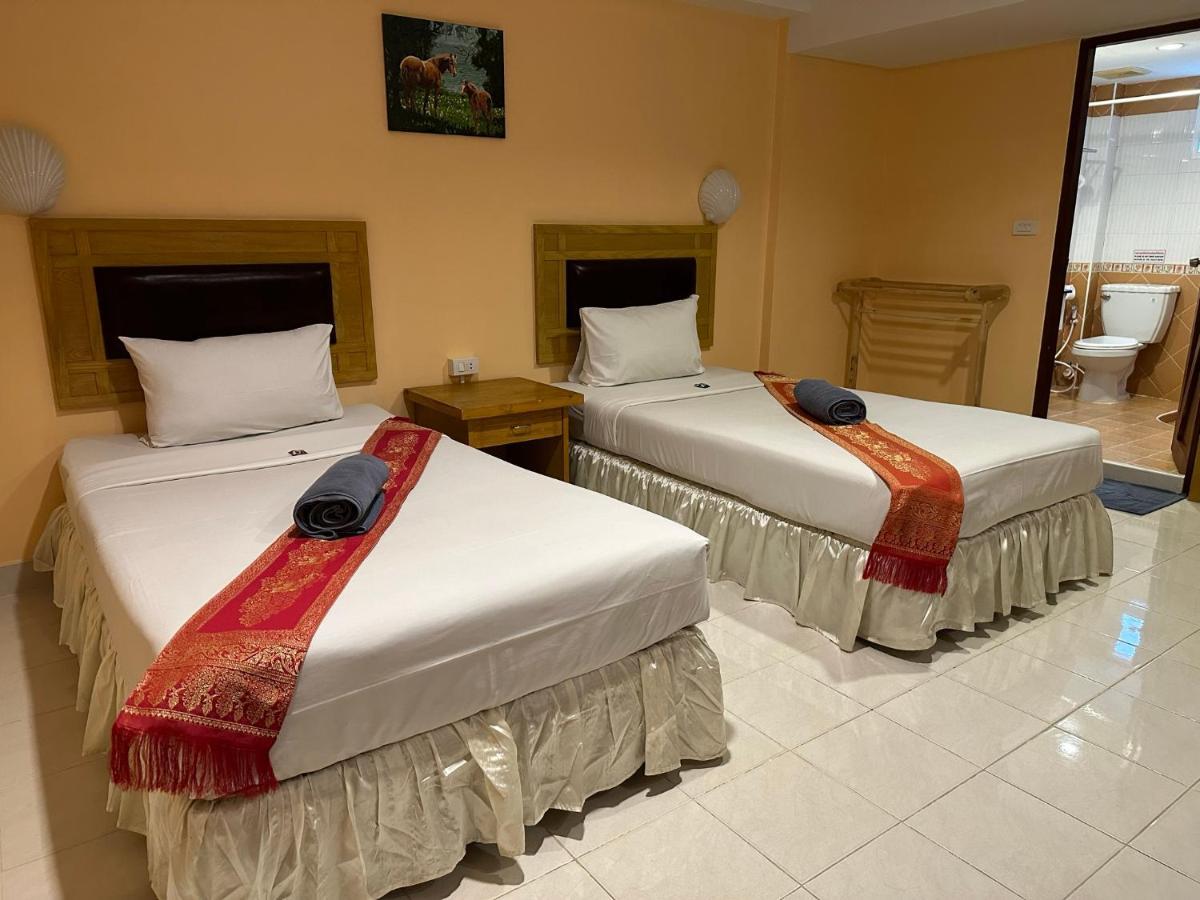 Nid Huahin Hotel Bagian luar foto