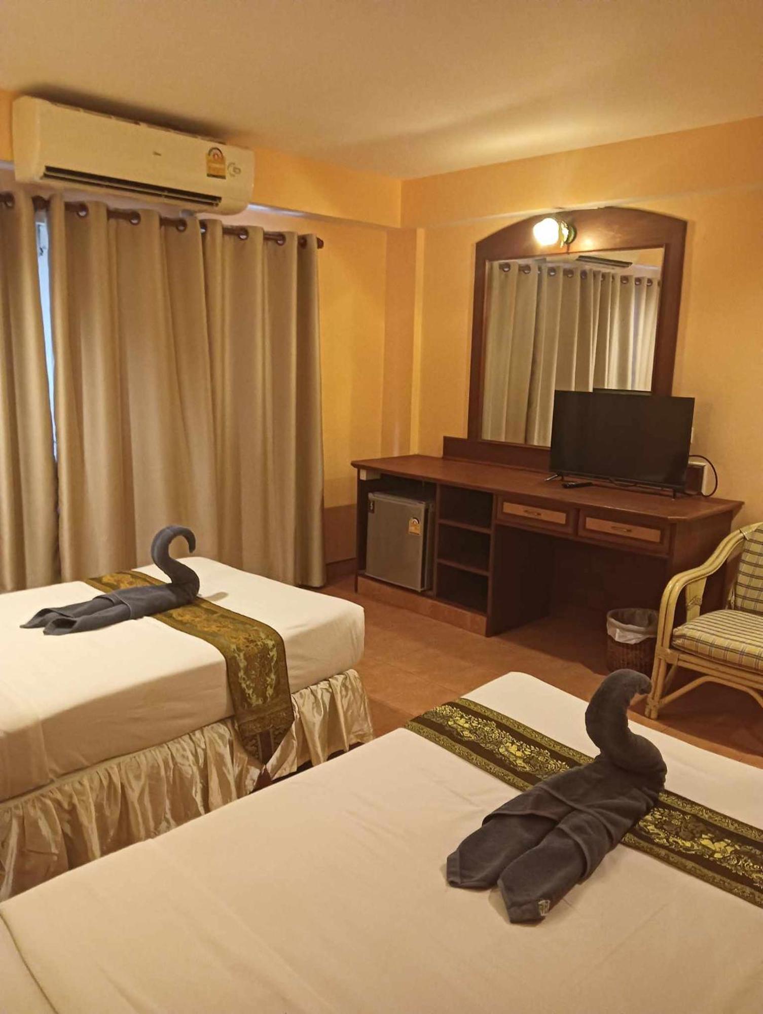 Nid Huahin Hotel Bagian luar foto