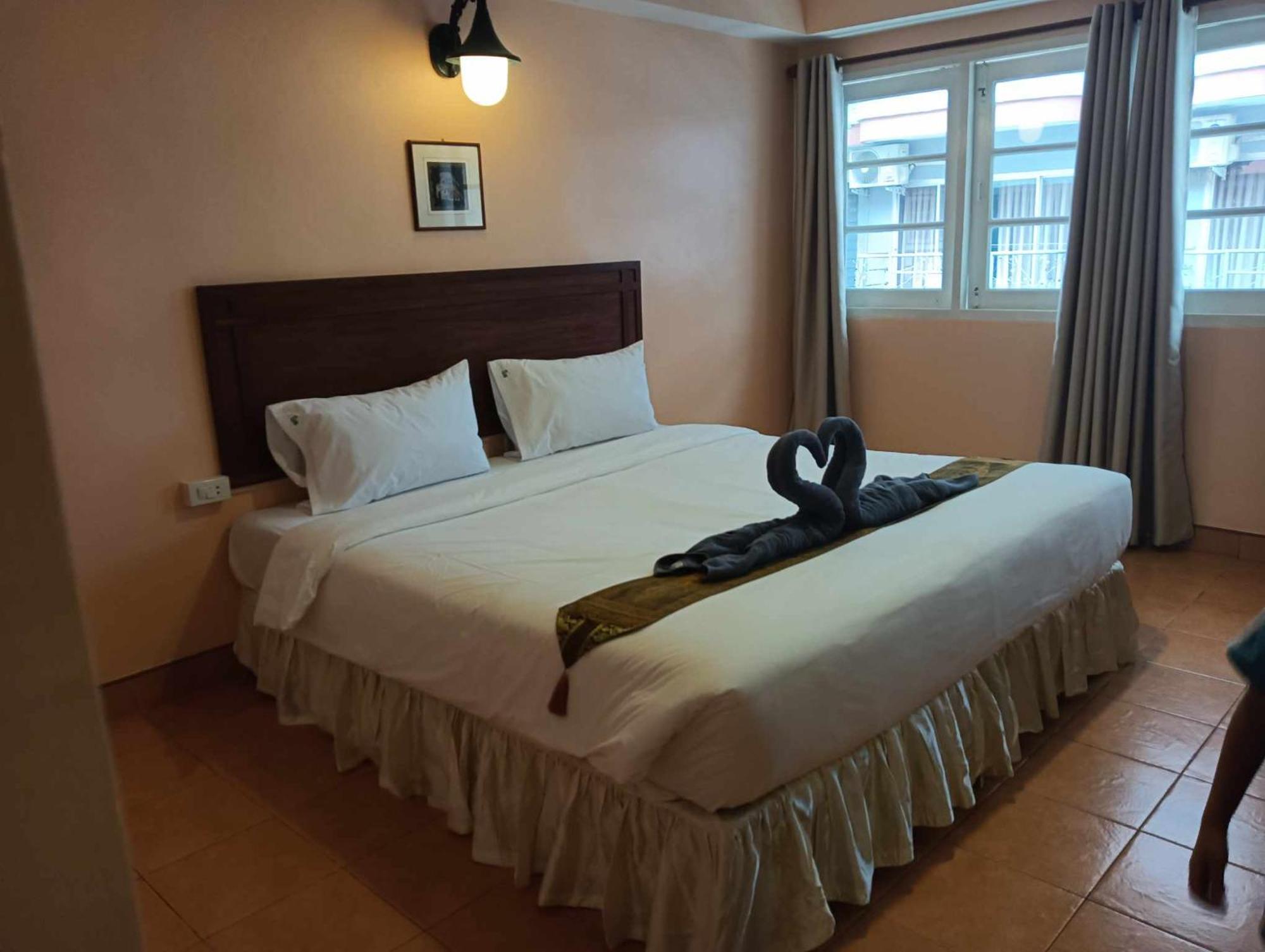 Nid Huahin Hotel Bagian luar foto