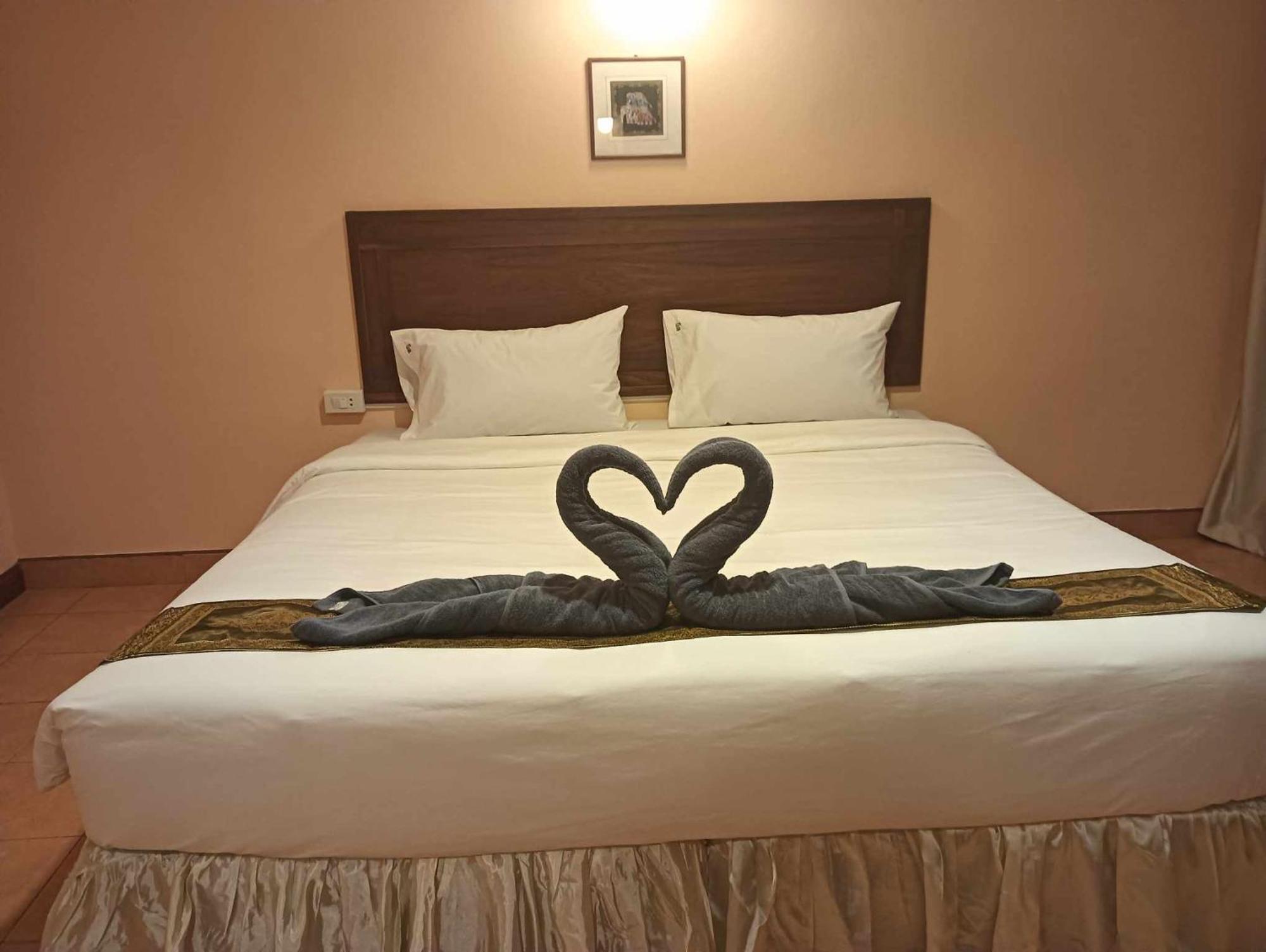 Nid Huahin Hotel Bagian luar foto